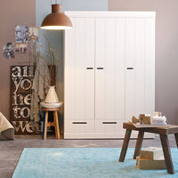 Connect 3-door wardrobe