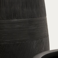 Cache-pot Fornells noir – vue de côté