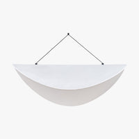 Suspension Fukui blanc et laiton brossé – vue latérale rapprochée