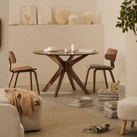Meria Round Table