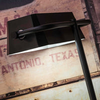 Cambridge table lamp