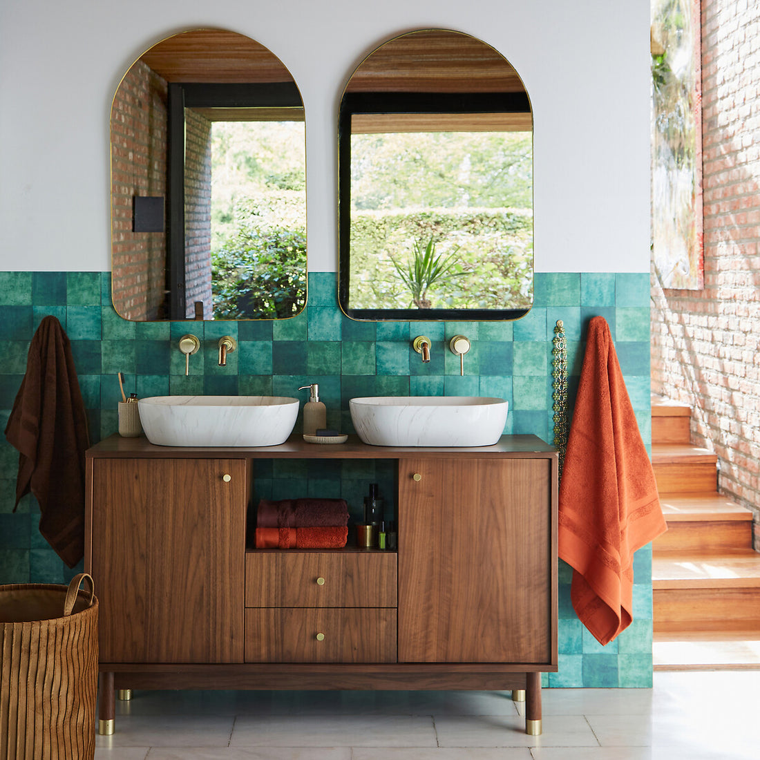Miroir Uyola laiton – mise en ambiance salon