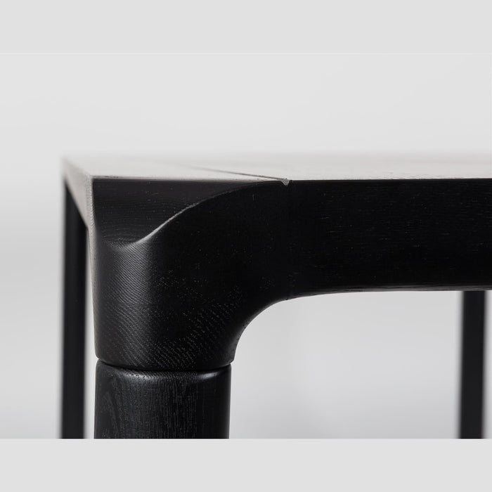 Skoll extendable table