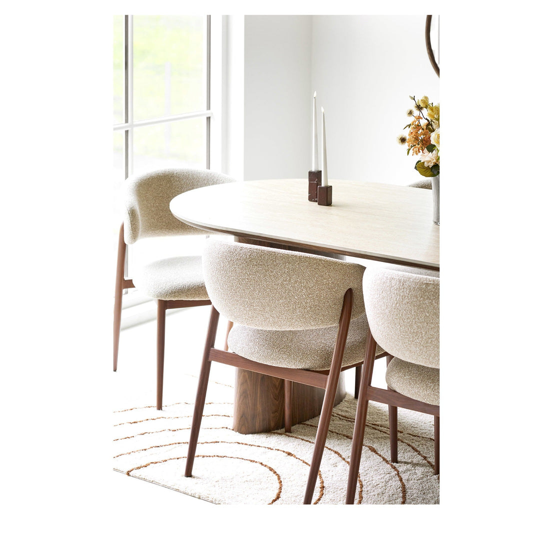 Delphes Dining Table
