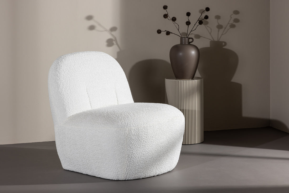Omaha armchair