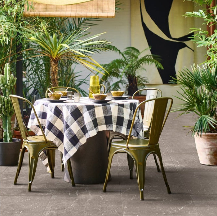 Damon Table
