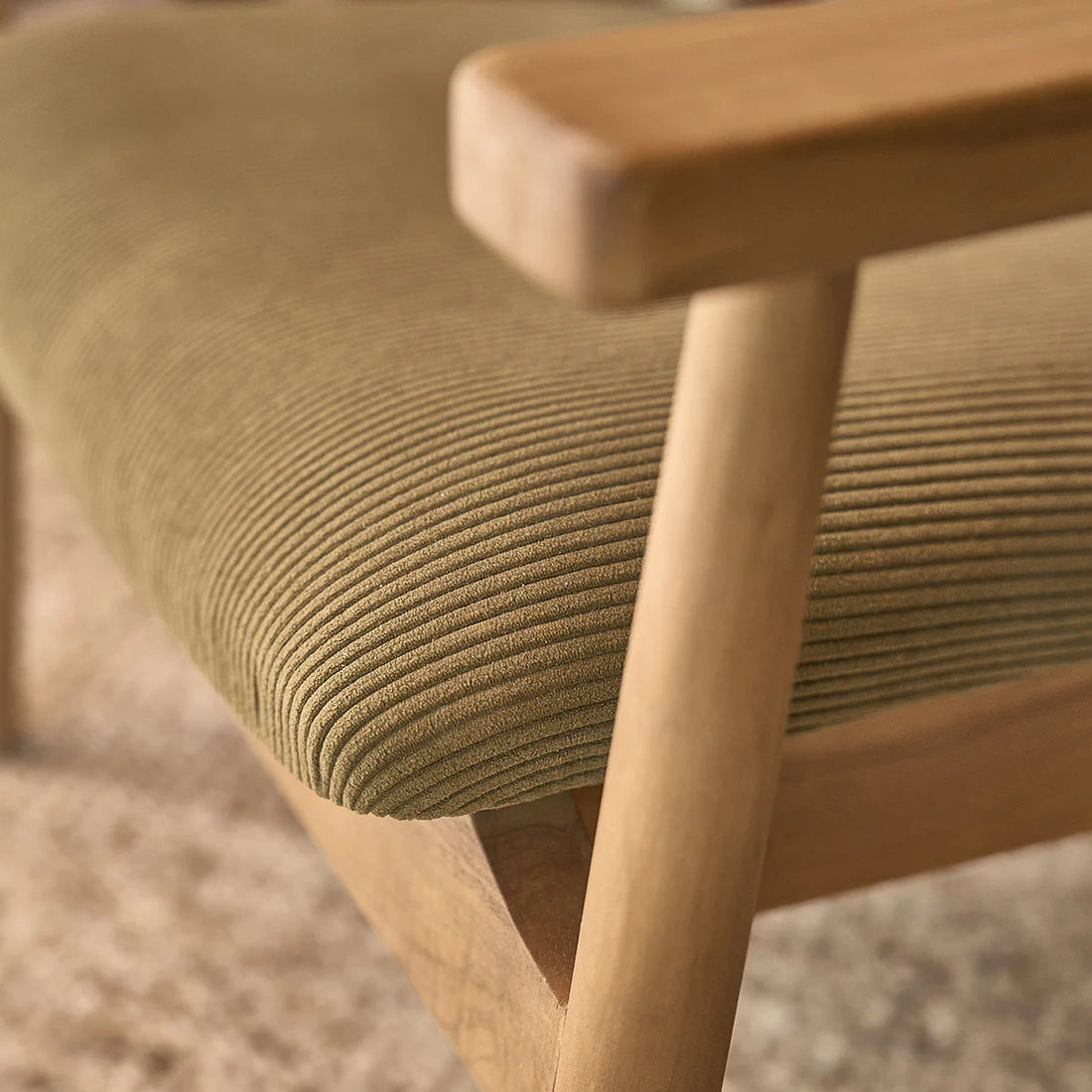 Fauteuil Sabi – Berah Getah