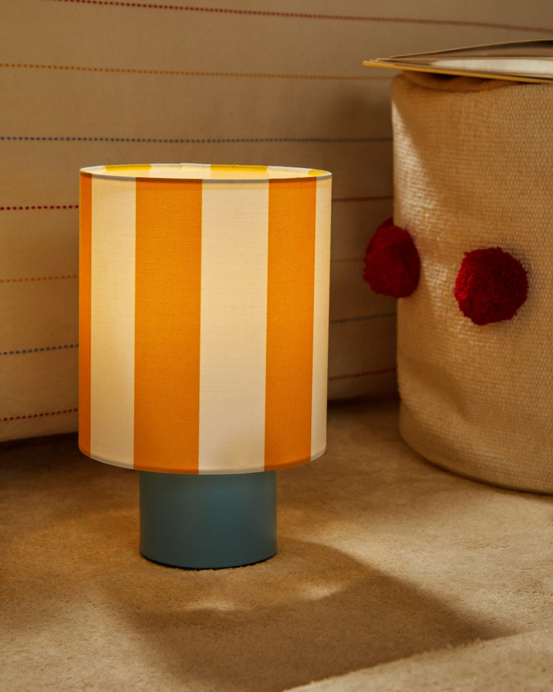 Lampe à poser Alcoi – mise en ambiance chambre enfant