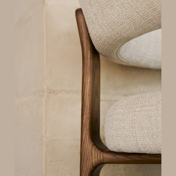 Chaise hévéa noyer et tissu Granite