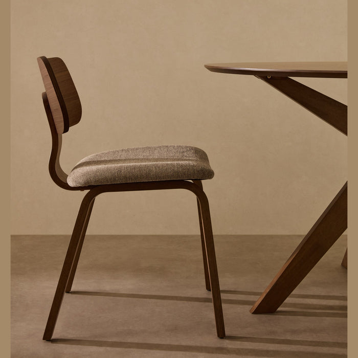 Chaise hévéa noyer et tissu Gennaro