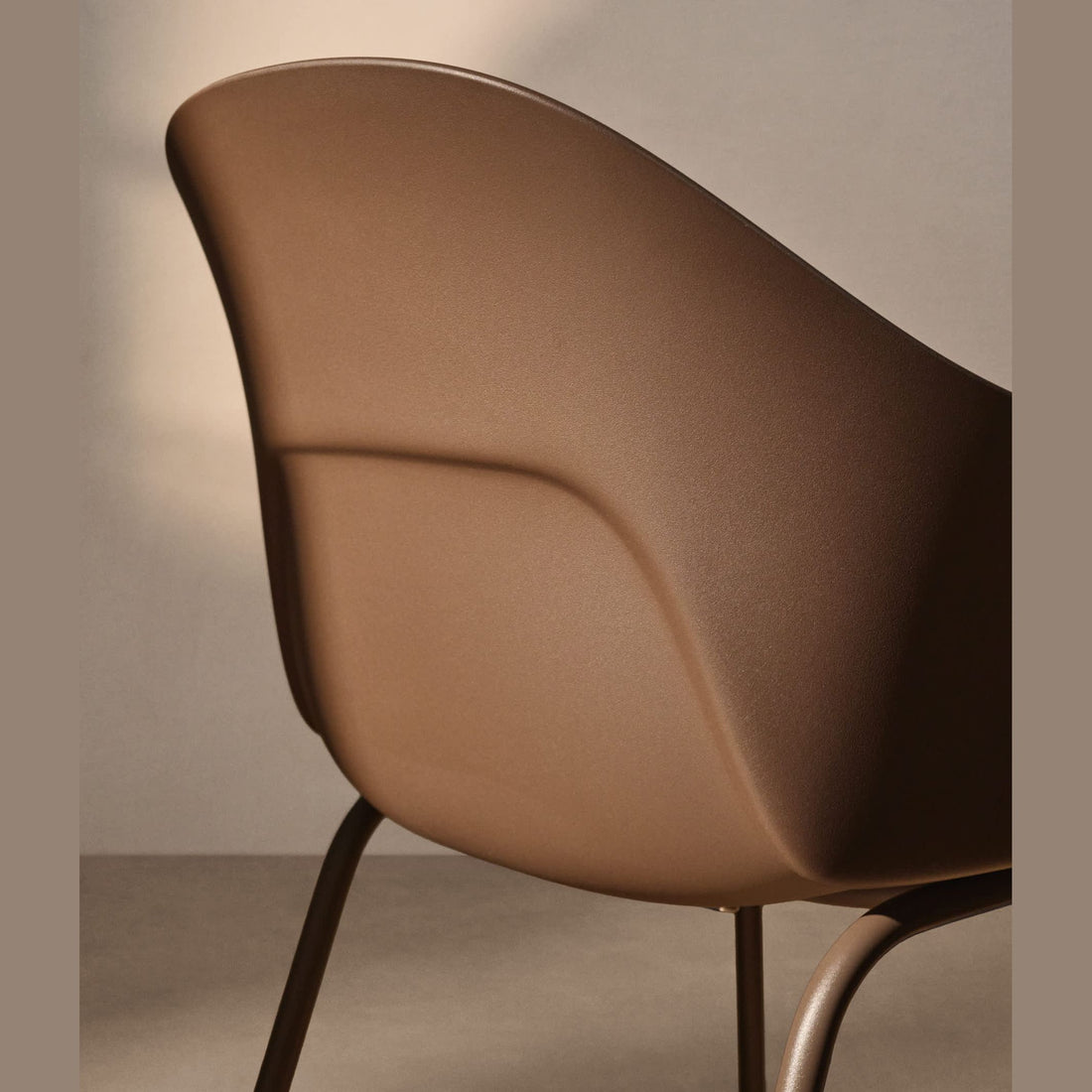 Chaise Cardona marron – mise en ambiance supplémentaire