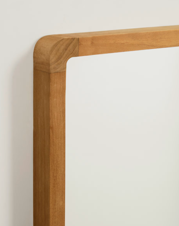 Xamel Mirror