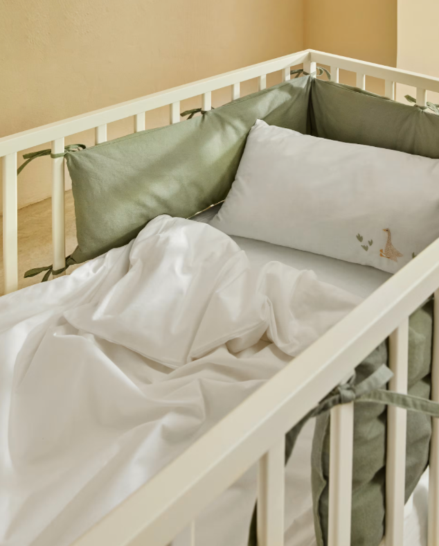 Shantal baby cot