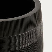 Cache-pot Fornells noir – vue de dos
