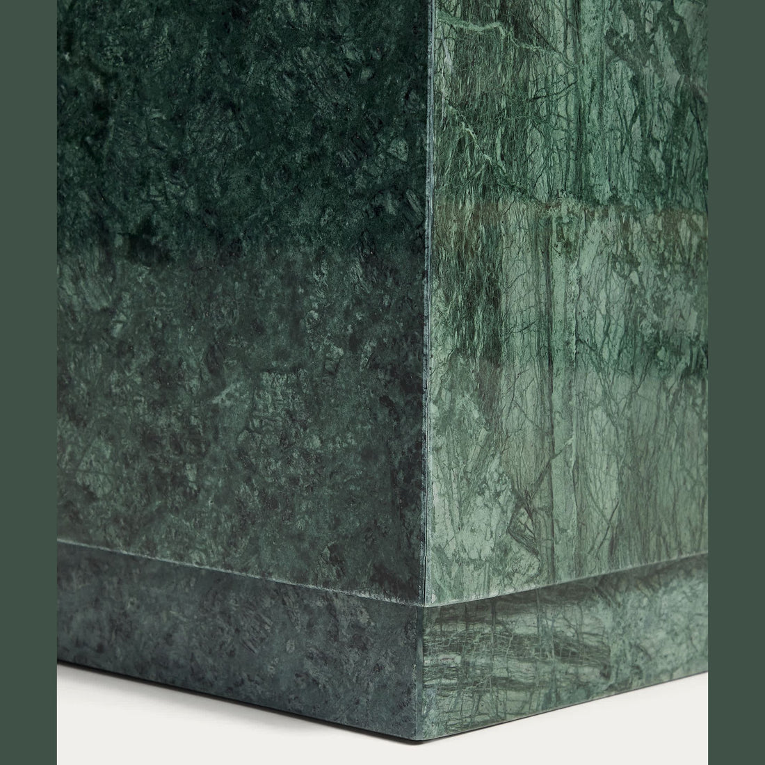 Eida side table / bedside table