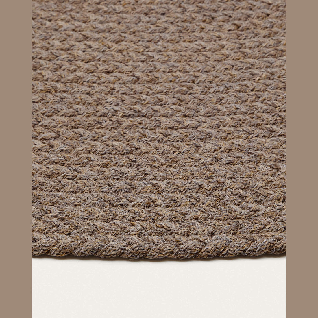 Tapis rond Palamos beige – vue de côté