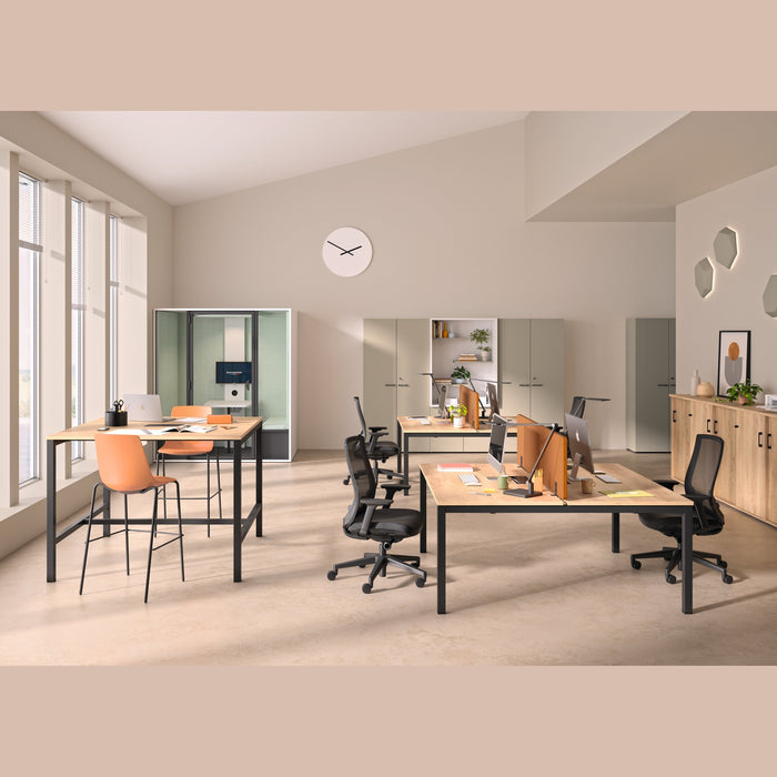 Individual or multi-person office in Bayeux