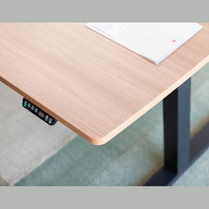 Bureau assis-debout Mobility chêne – détail de la commande programmable