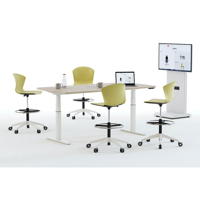 Bureau assis-debout Mobility pieds blancs – version table haute de réunion détourée