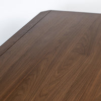 Skoll extendable table